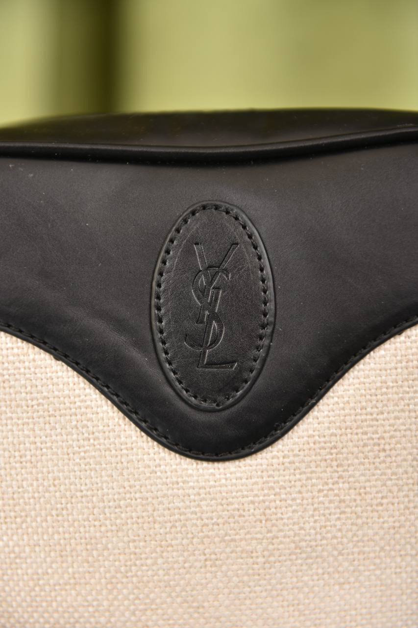 ساينت لورين (11 لون) - YSL Le 5 A 7 Hopo Bag Smooth Leather