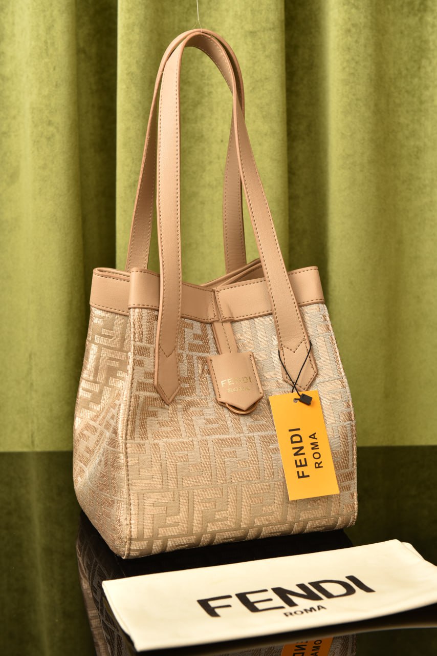 فيندي اوريجامي (8 ألوان) - Fendi Origami Mini Bag