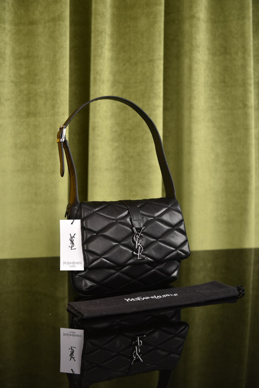 ساينت لورين (13 لون) - YSL Le 57 Hobo