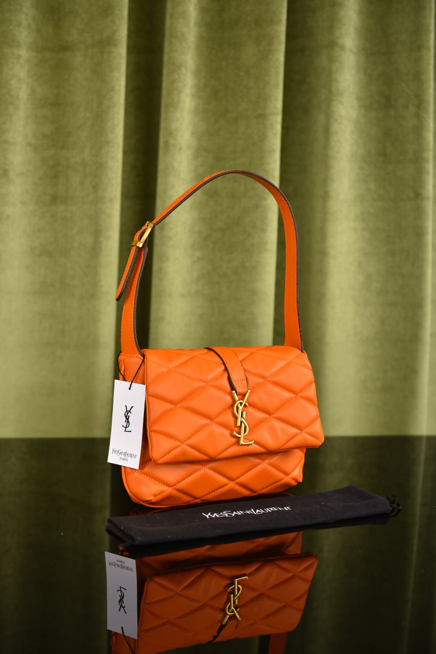 ساينت لورين (13 لون) - YSL Le 57 Hobo