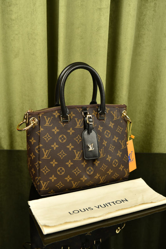 لوي فيتون (6 ألوان) - Louis Vuitton Odeon Tote PM