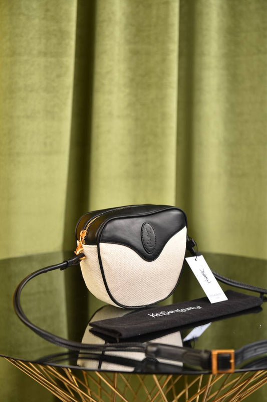 ساينت لورين (11 لون) - YSL Le 5 A 7 Hopo Bag Smooth Leather
