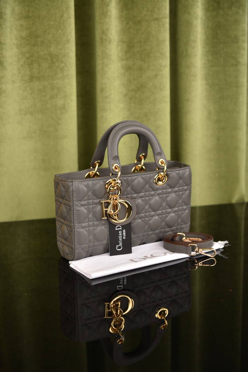 ديور دي جوي (10 ألوان) - Dior D-Joy Bag