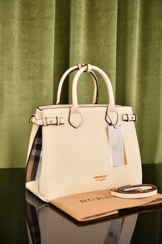 بيربري بانر سادة (9 ألوان) - Burberry Medium Banner Bag